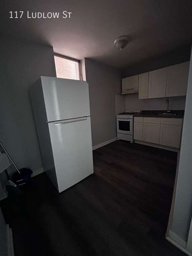 Building Photo - 117 Ludlow St