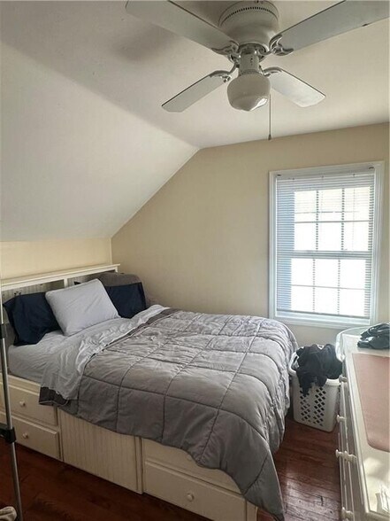 Building Photo - 20 Annandale Rd