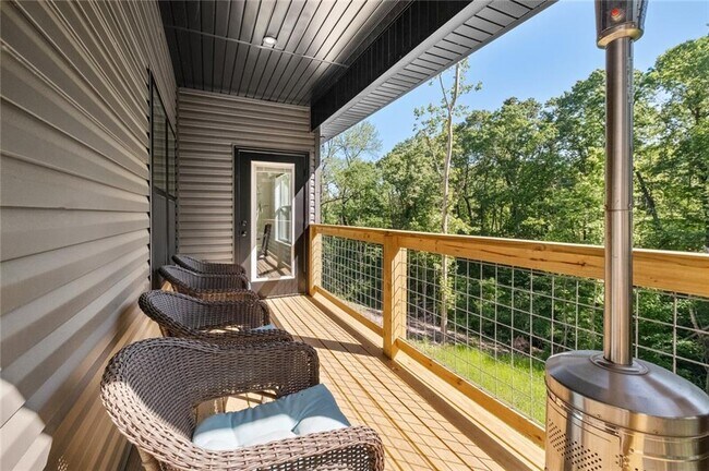 Building Photo - 45 Blairgowrie Dr