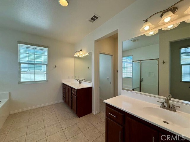 Building Photo - 2882 S Via Belamaria