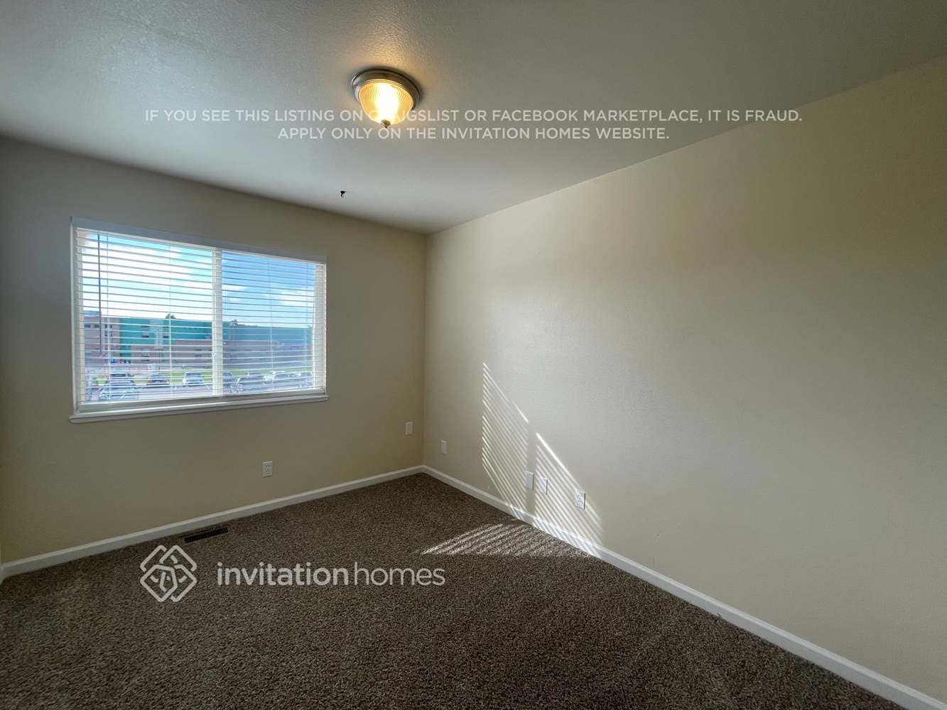 Building Photo - 5255 Butterfield Dr