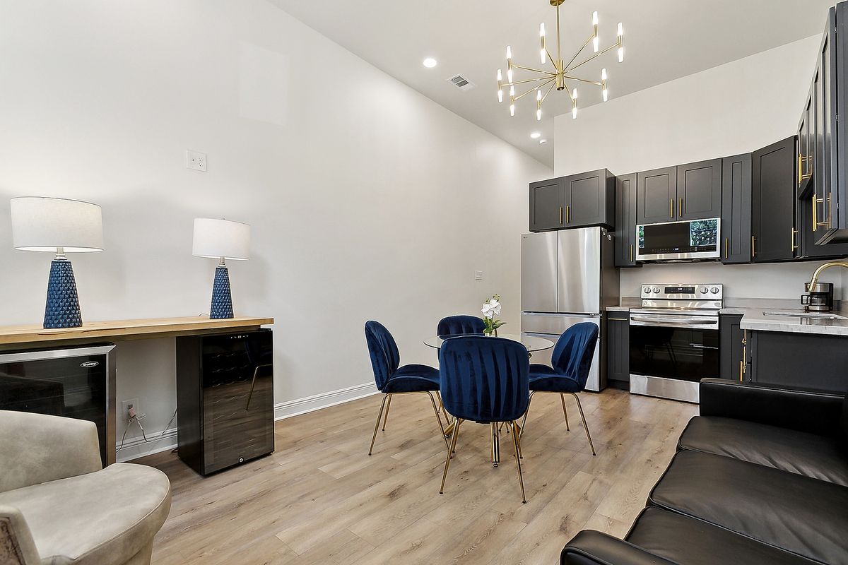 Building Photo - 2548 N Galvez St