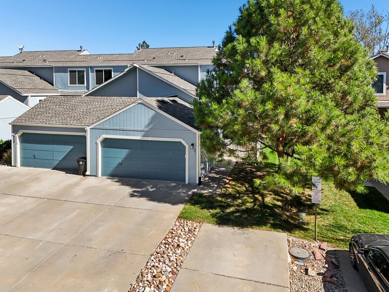 Building Photo - 941 Reynolds Farm Ln