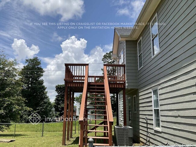 Building Photo - 308 Pebblestone Dr