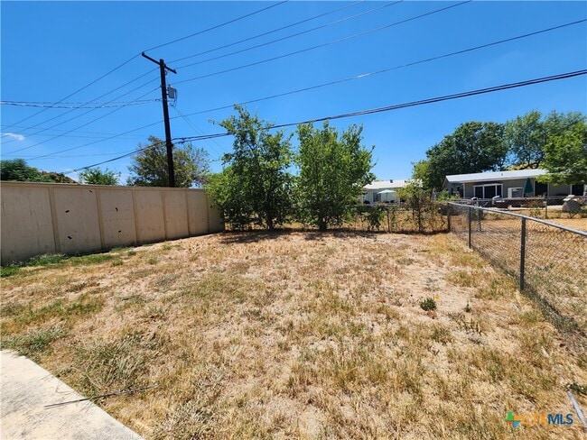 Building Photo - 249 Glenbrook Dr