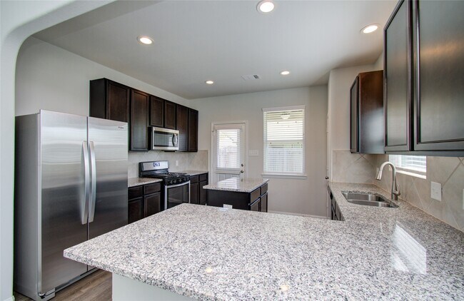Building Photo - 3504 Cannon Dr