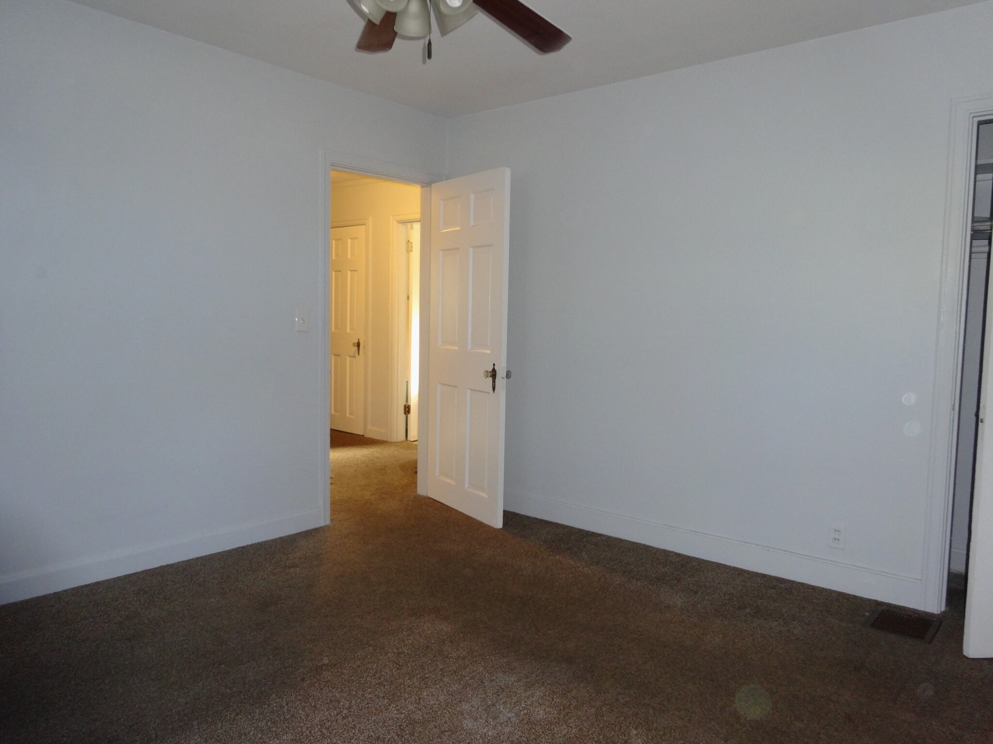 Building Photo - 5595 Colerain Ave