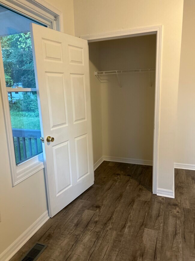 Building Photo - 148 Hannah Pickett First Ave