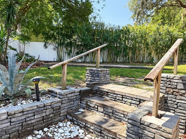 Building Photo - 33721 Spring Dr