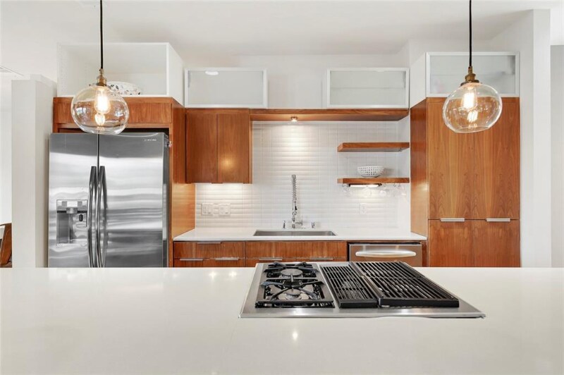 Building Photo - 5205 Capitol Ave