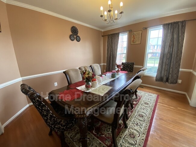 Building Photo - 11212 Katerina Dr S