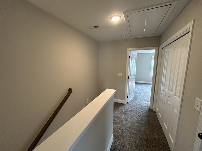 Building Photo - 317 Fallow Cir