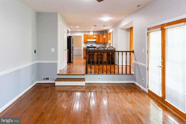 Building Photo - 1345 Carpers Farm Way