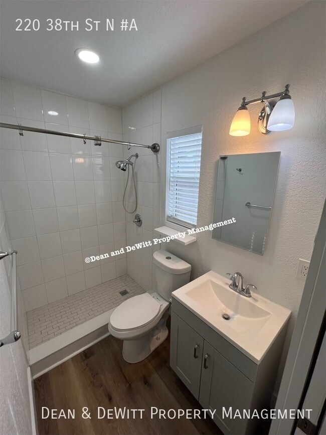 Building Photo - 220 38th St N