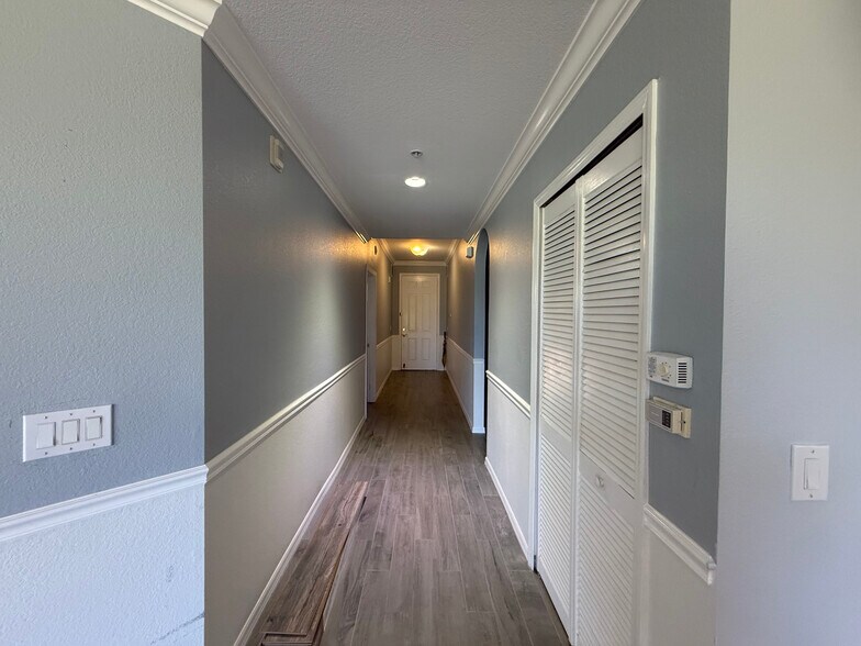 Building Photo - 6816 Sterling Greens Pl