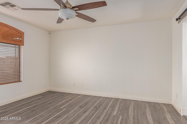 Building Photo - 11114 W Pierson St