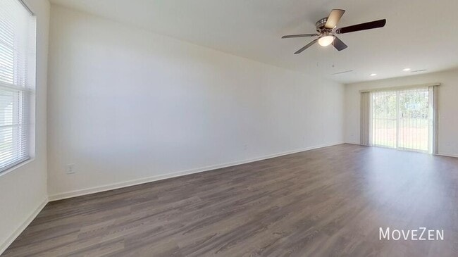 Building Photo - 813 Smokey Ridge Rd