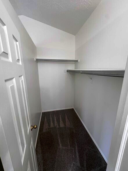 Building Photo - 8004 S Old Barn Dr