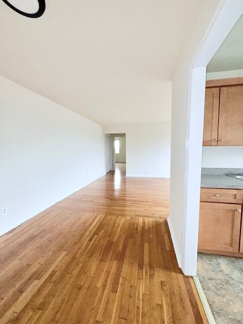 Building Photo - 220 Prospect Ave