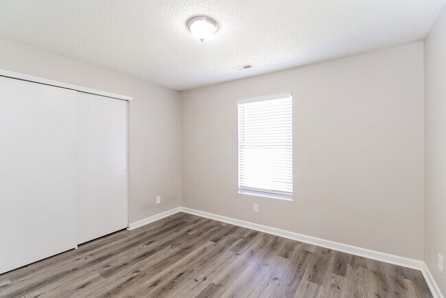 Building Photo - 4488 Norfleet St