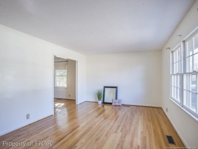 Building Photo - 515 Carteret Pl