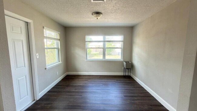 Building Photo - 4226 Kelly Miller Ct