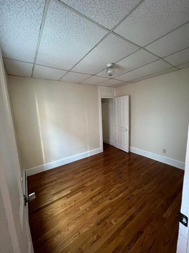 Building Photo - 1339 Good St