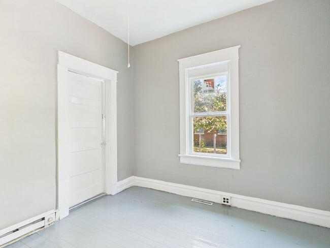 Building Photo - 2408 Concord Ave