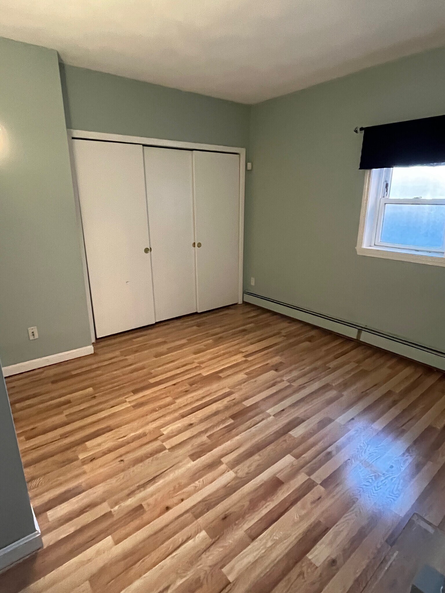 Bedroom 1 - 1 Brigham St