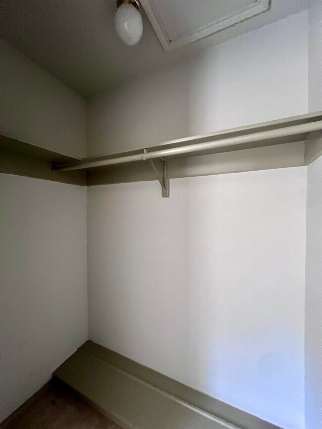 Building Photo - 507 Shiloh Dr