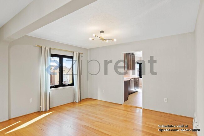 Building Photo - 167 Frisbie St