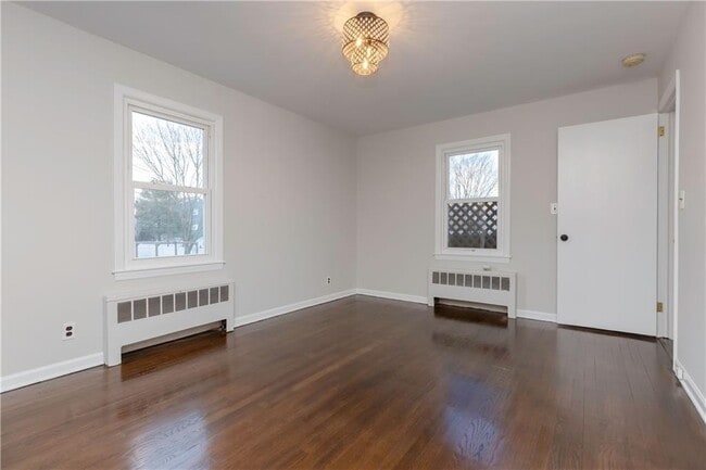 Building Photo - 110 Ellsworth Ave