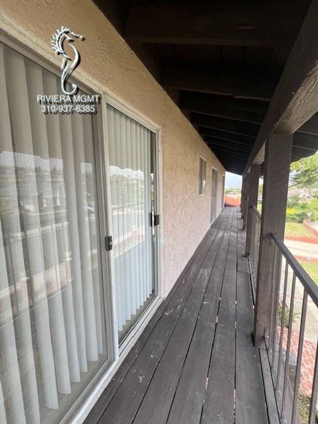 Building Photo - 5 bedroom 4 bath in Rancho Palos Verdes