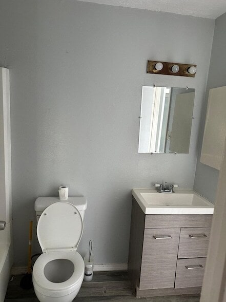 Building Photo - 16523 Lonesome Quail Dr