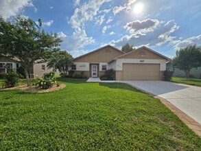 Building Photo - Beautiful, Furnished 2/2 Home For Rent in ...
