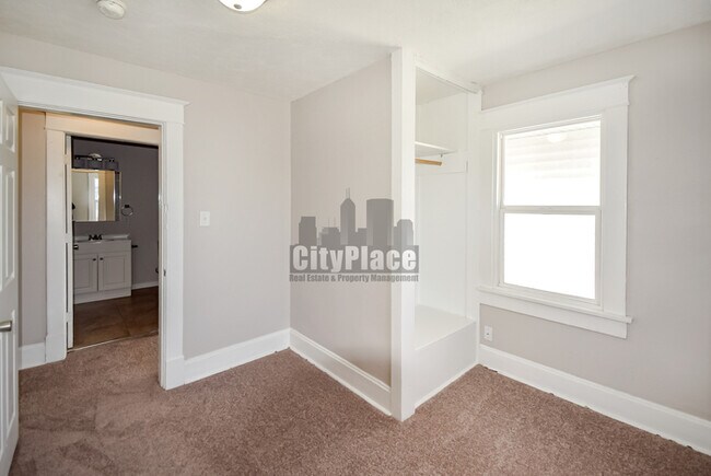 Building Photo - 3116 Ruckle St