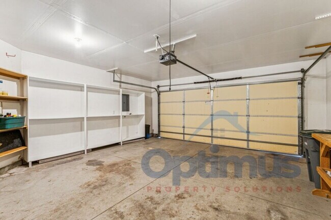 Building Photo - Charming & updated 2-bedroom, 2-bath home in one of Boise’s most convenient and sought-after loca...