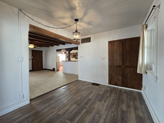 Building Photo - 27633 W Frontage Rd