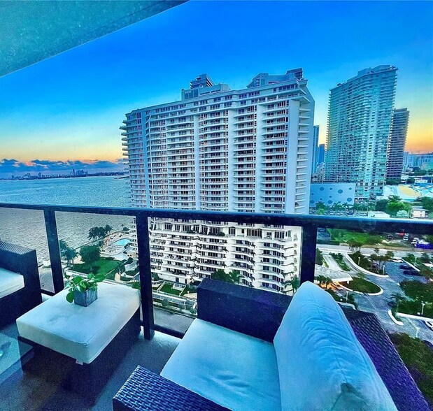 Patio furniture on balcony - 600 NE 36th St