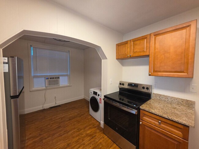 Building Photo - 202 Luella Ct