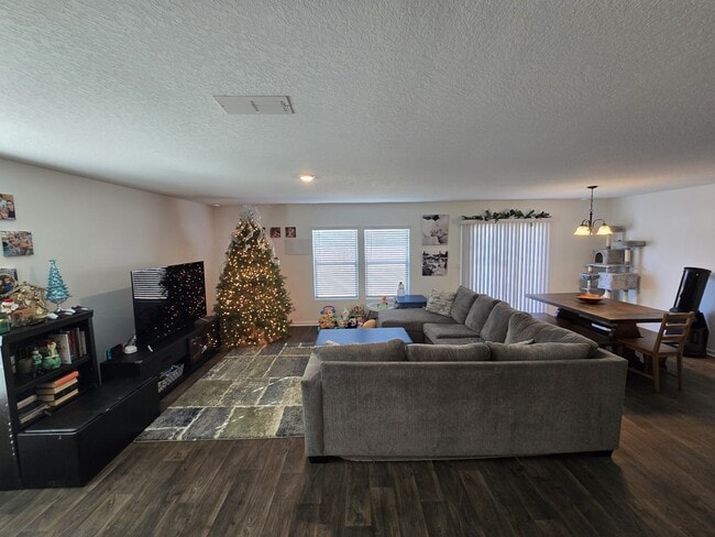 Building Photo - 108 Landing Blvd