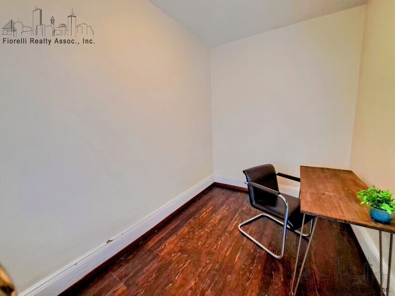 Building Photo - 17 Tileston St