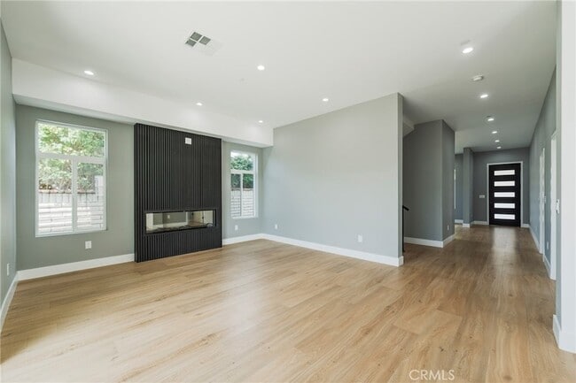 Building Photo - 2130 W 238th St