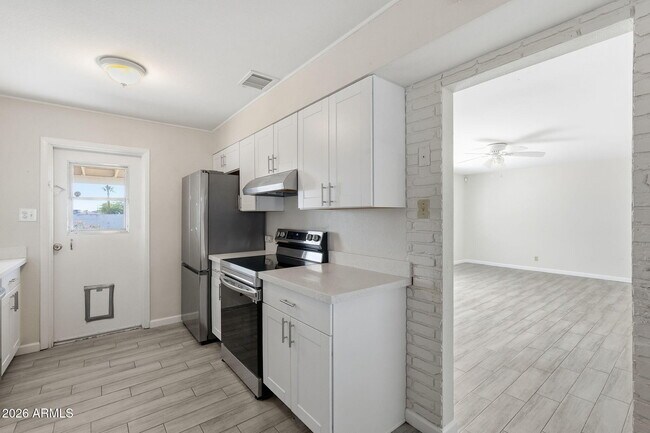 Building Photo - 2401 N 66th St