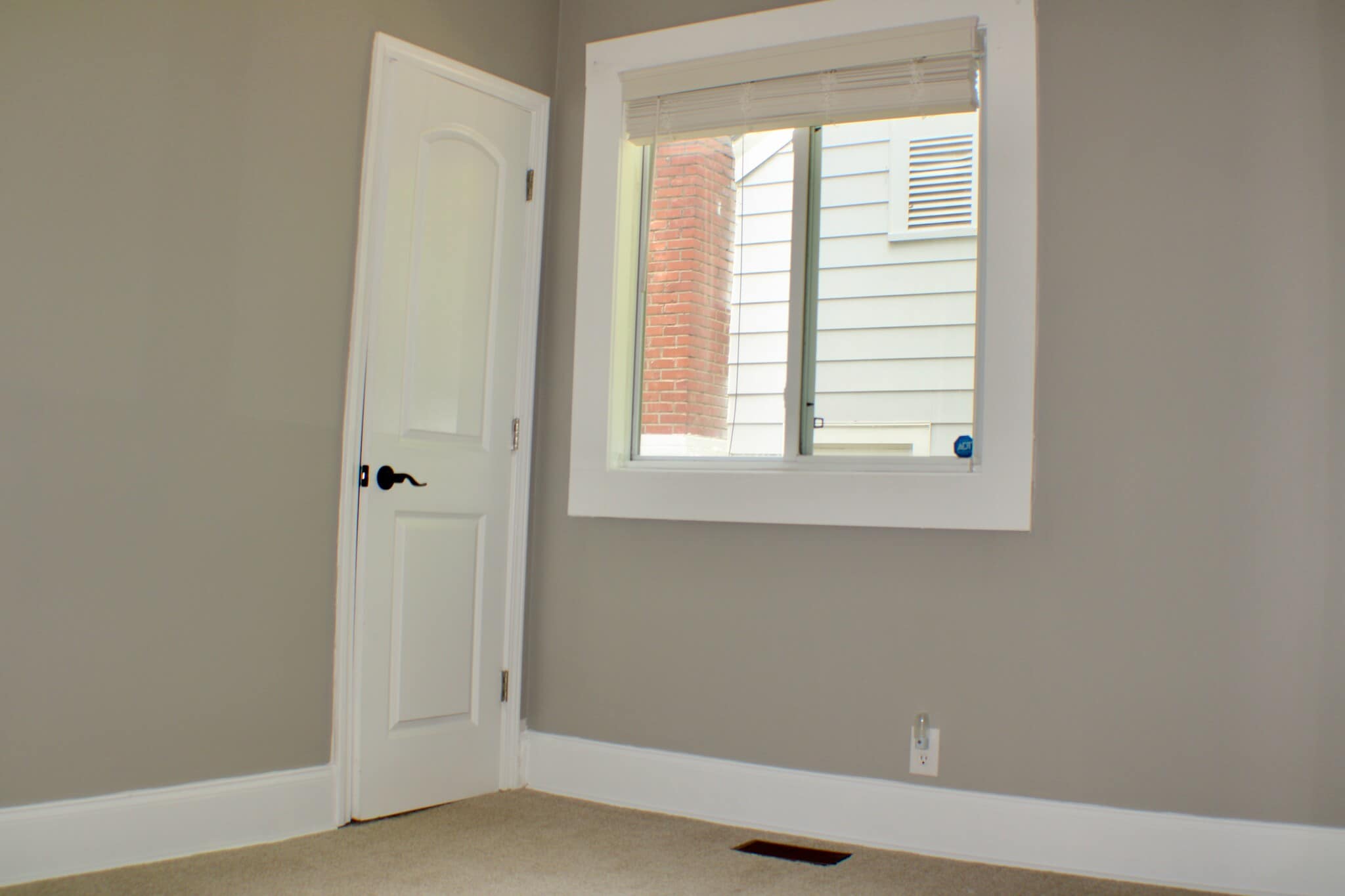 Carpeted bedroom - 311 Paris Mountain Ave