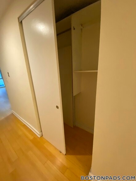 Building Photo - 40 Boylston St