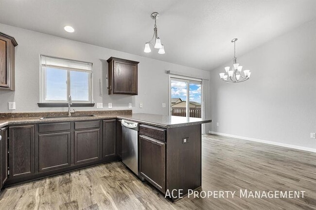 Building Photo - 132 Corbin James Ct