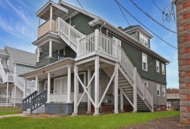 Building Photo - 22 Kelley St