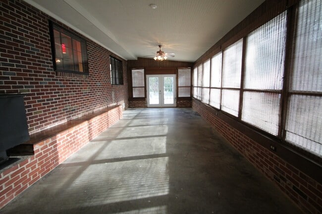 Building Photo - Exclusively Offered by Muse Realty, LLC