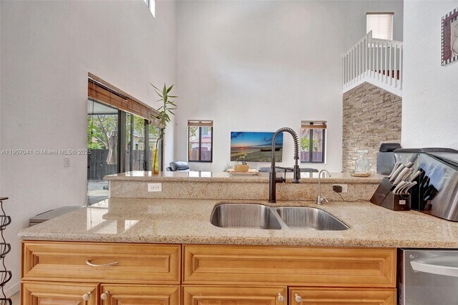 Building Photo - 10420 SW 229th Ln